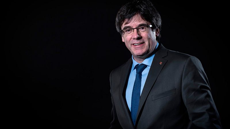 Libertad con cargos para los dos mossos y el historiador que acompañaban a Puigdemont