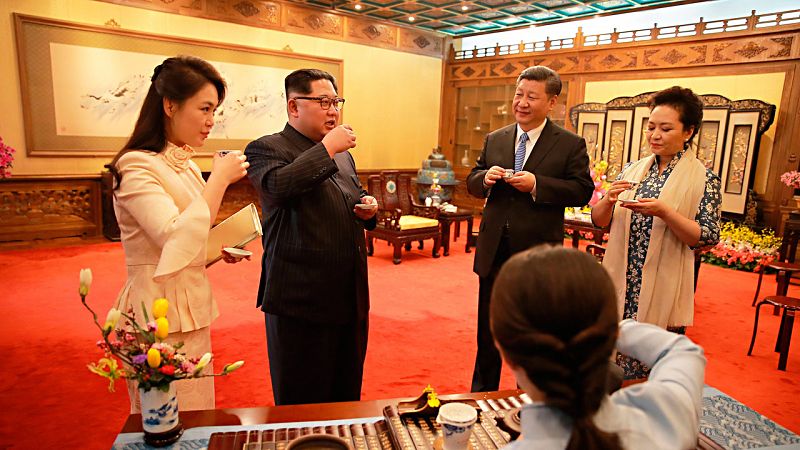 El primer viaje al extranjero de Kim Jong-un: una visita a China "no oficial", pero con todos los fastos