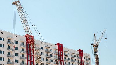 La vivienda se encarece un 5,4% en febrero y las compraventas caen un 7,7%, seg�n los notarios