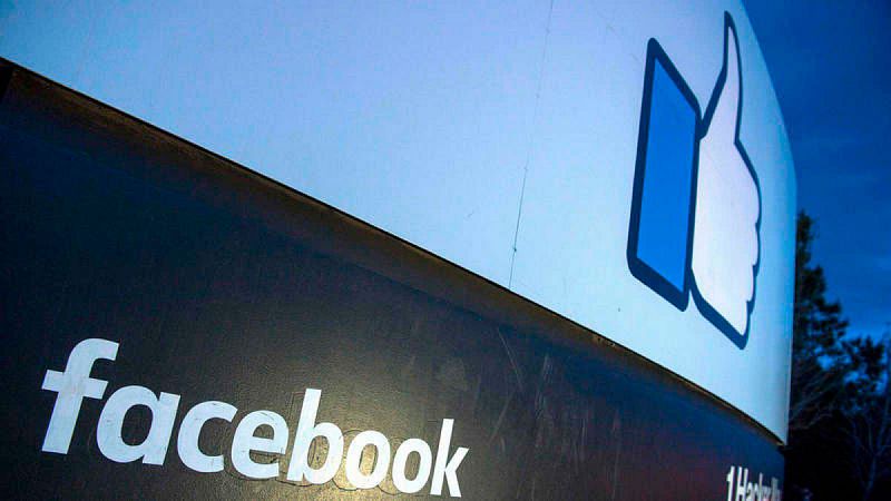 Facebook cambiará las opciones de privacidad tras el escándalo de Cambridge Analytica