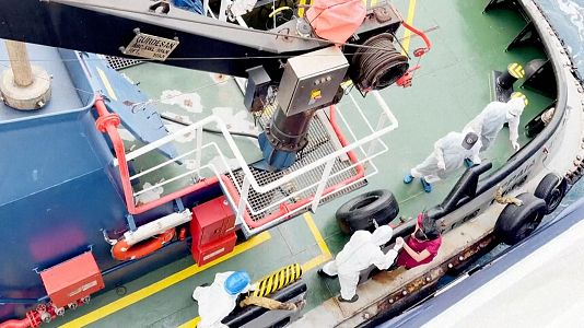 El MV Hondius permanece frente a Cabo Verde, que no ha autorizado el desembarco, mientras se negocia la mejor soluci�n para gestionar la crisis sanitaria.