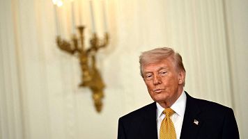 Trump amenaza con aumentar los aranceles a la UE si los 27 no cumplen con el acuerdo comercial antes del 4 de julio
