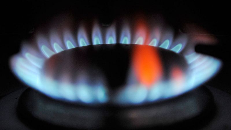 El precio del gas natural baja un 3,4% de media a partir del 1 de abril para los consumidores con tarifa regulada