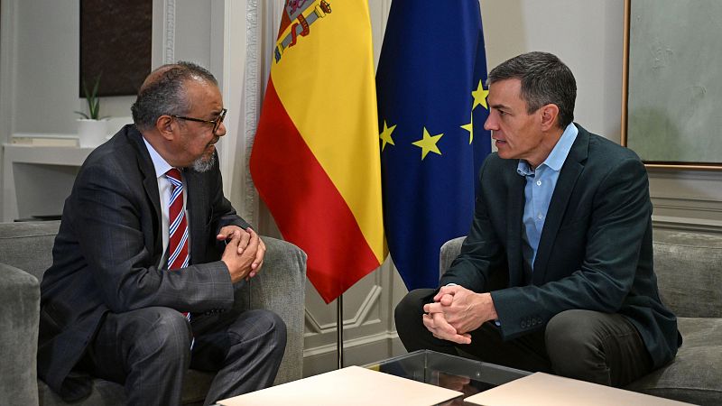 El director de la OMS manda un mensaje de calma a la población de Tenerife: "Esto no es otro covid"