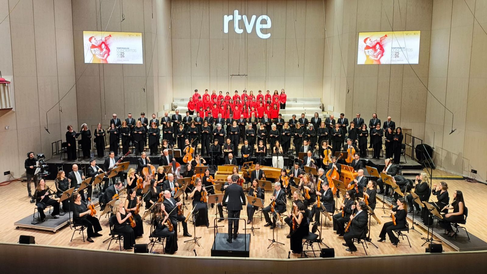 Christoph K�nig dirige La Atl�ntida de Falla y Halffter al frente de la Orquesta y Coro RTVE
