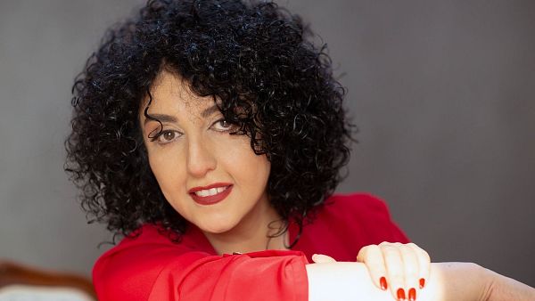 La Nobel de la Paz iran� Narges Mohammadi, trasladada a un hospital en Teher�n