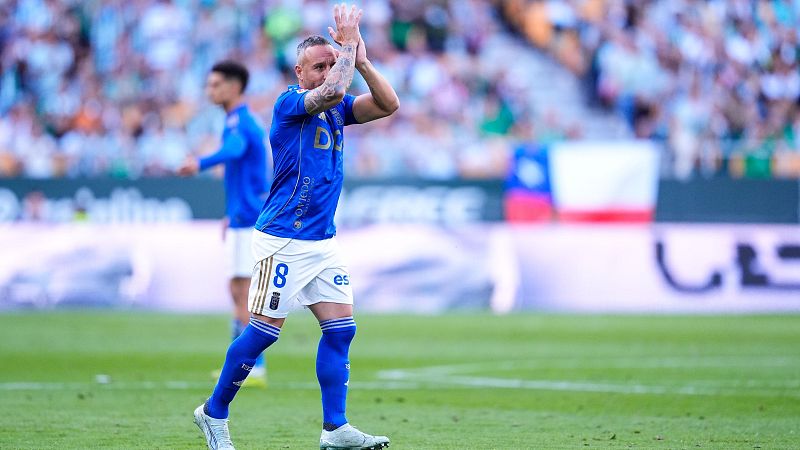 El descenso a Segunda División pone un amargo cierre a la conmemoración de los 100 años del Real Oviedo