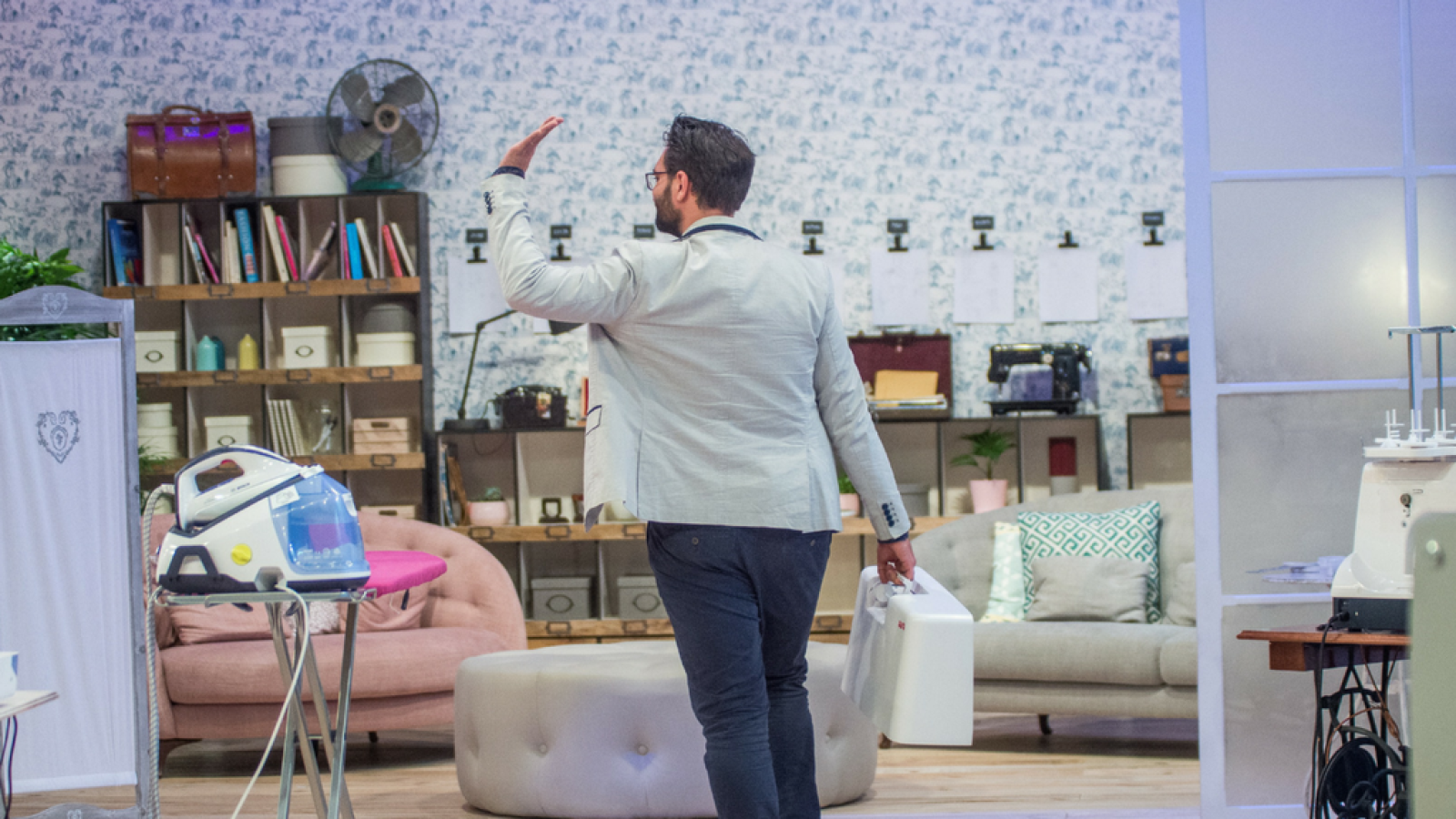 Jaime abandona el taller de 'Maestros de la Costura'