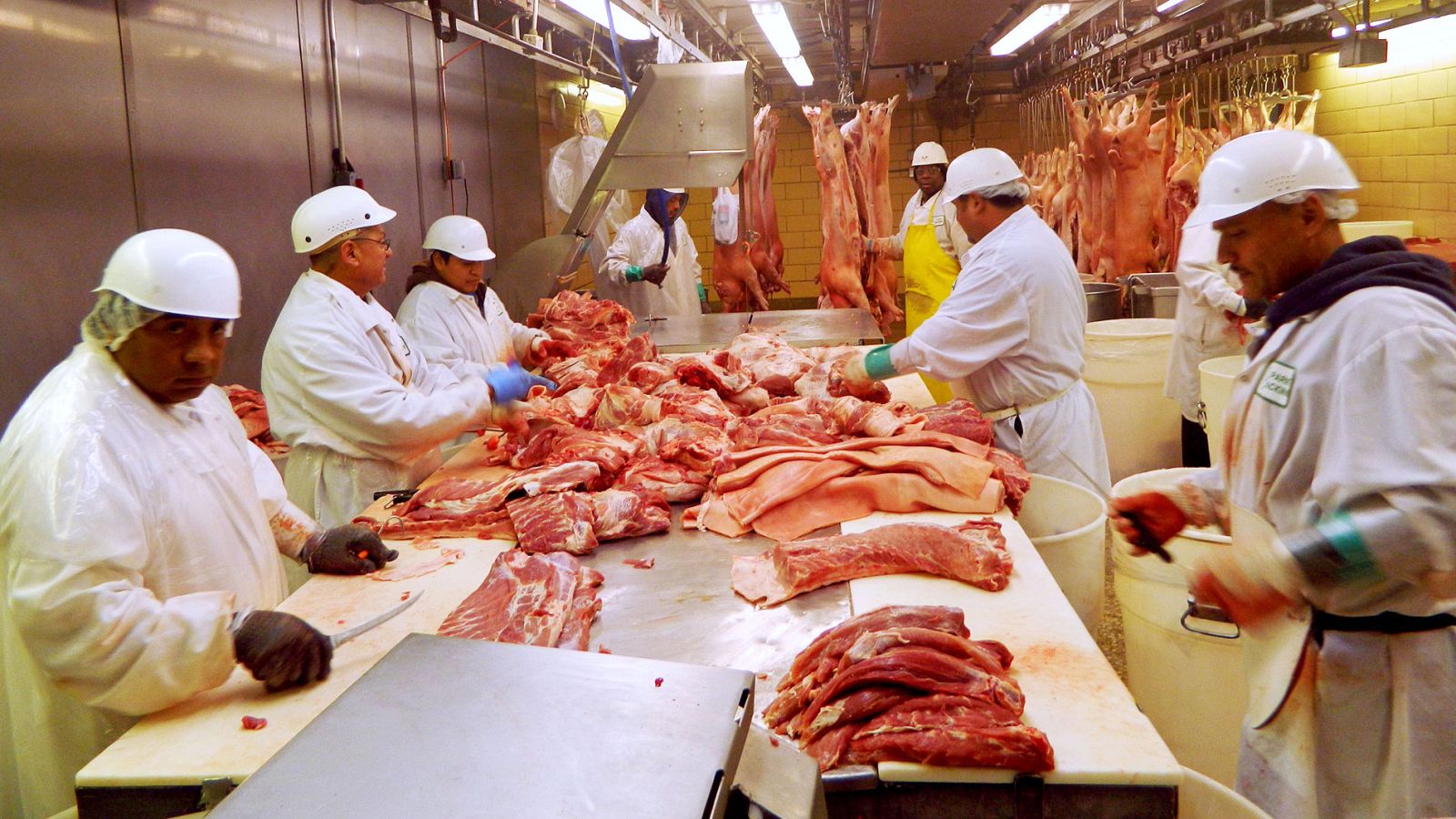 China responde a Washington con una batería de aranceles a 128 productos estadounidenses