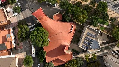 Esgl�sies racionalistes: l'arquitectura per apropar la religi� al poble