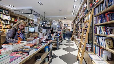 Librer�a m�s antigua de Espa�a recauda 60.000 euros