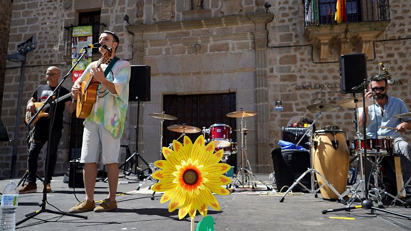 Un gran escenario al aire libre: as� es el festival 'Primeras Flores Amarillas', que homenajea a Robe Iniesta