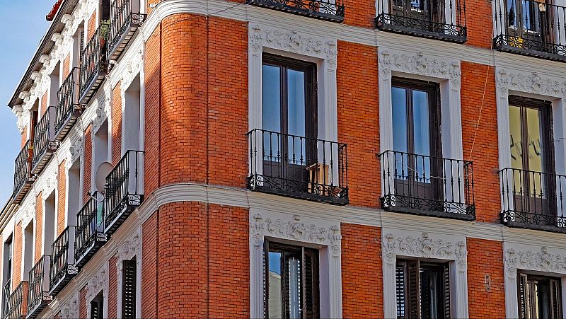 La compraventa de casas baja un 2,2% en marzo lastrada por el descenso de la vivienda nueva