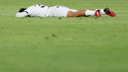 El defensa del Mallorca Javier Olaizola al finalizar el partido de la jornada 37 de LaLiga.
