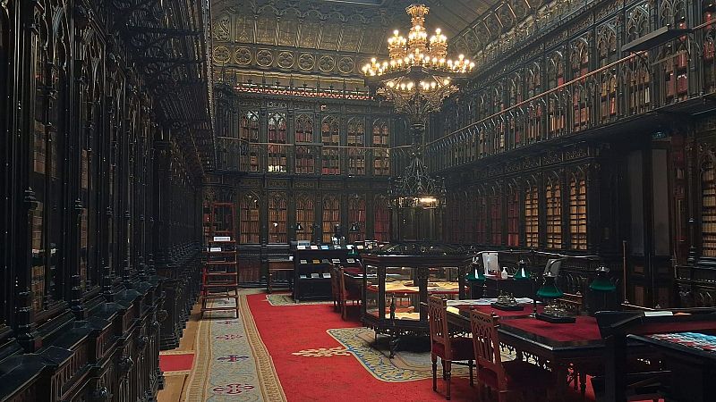 C�mo digitalizar una biblioteca hist�rica, el caso del Senado: "Obras importantes dejar�an de estar entre cuatro paredes"