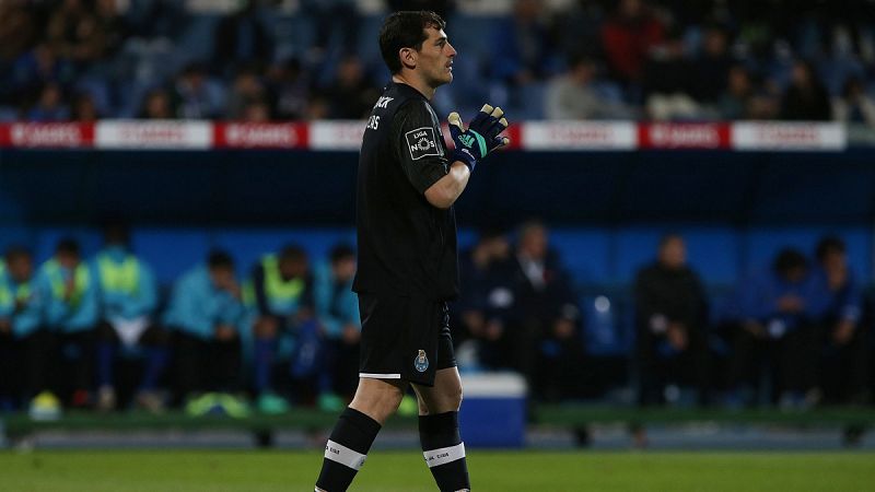 Iker Casillas alcanza -con derrota- los 1.000 partidos como profesional