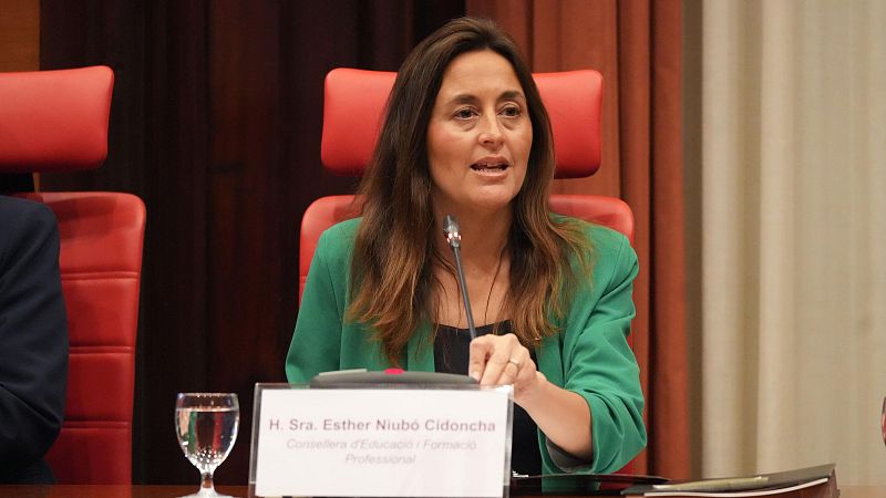 Niubó apel·la al "realisme" i defensa que la nova proposta als sindicats segueix el pacte amb CCOO i UGT