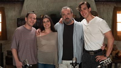 Loren Mairena, Rafa �lamos, Manuel Regueiro y Jos� M. Blanco en el episodio 10 de 'Cosas de palacio'