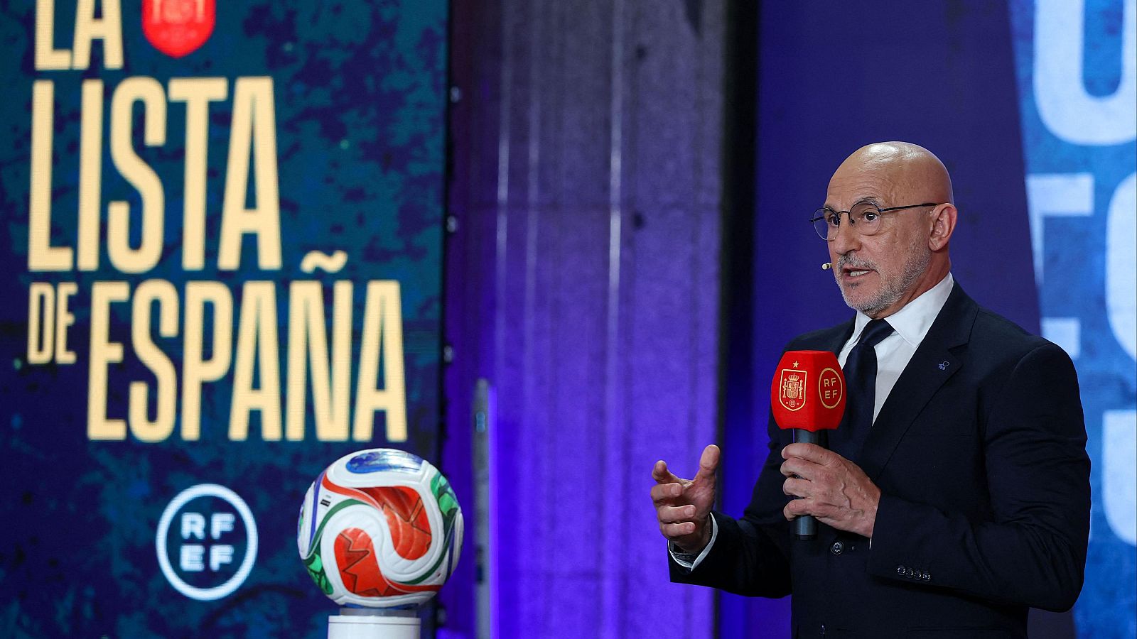 Luis de la Fuente: "Tenemos a los mejores porteros del mundo" - Fútbol | Ver