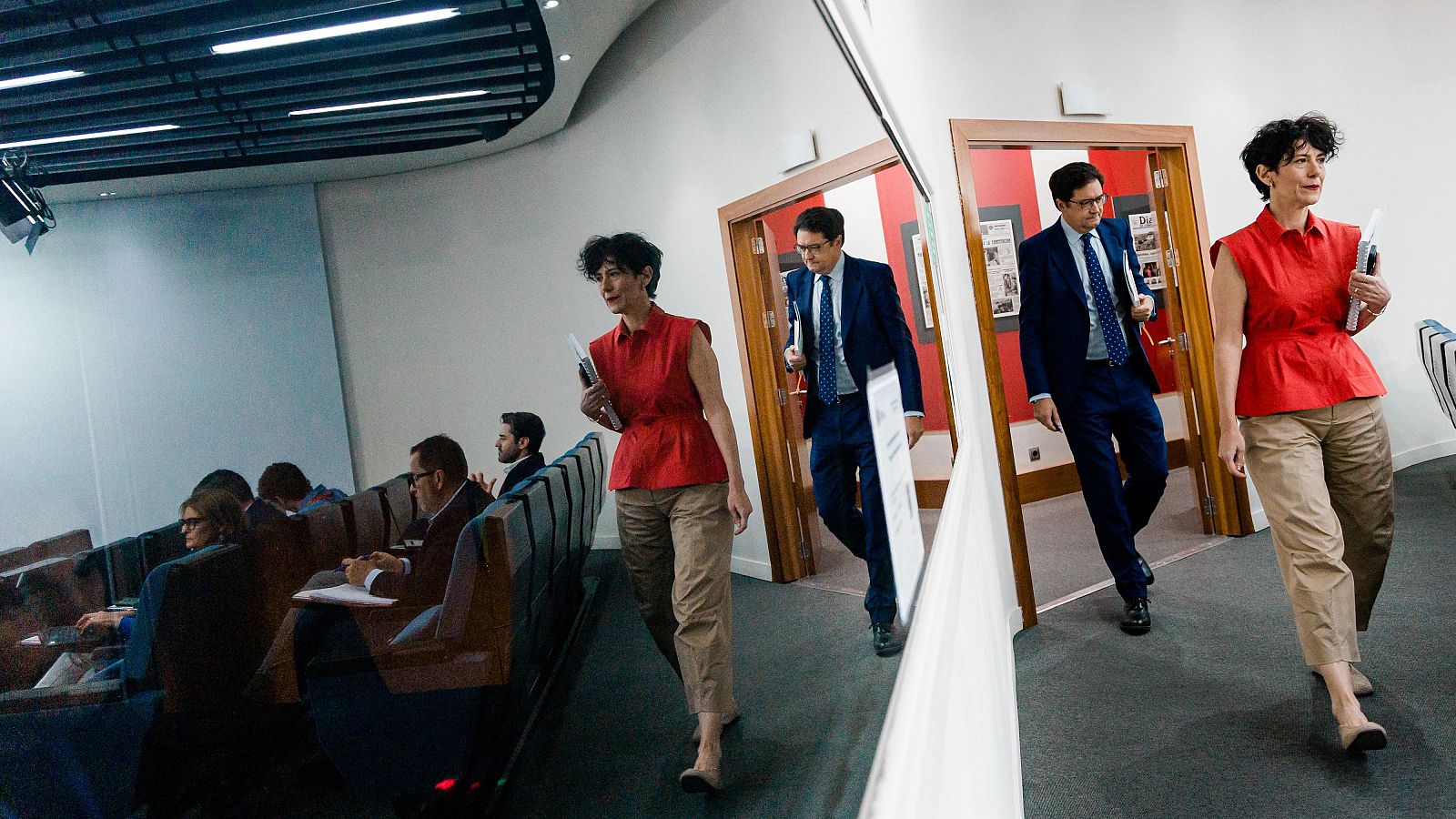 Los socios parlamentarios del Gobierno piden más explicaciones y "total transparencia" - Diario 24 | Ver