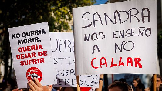 La Junta de Andaluc�a sancionar� al colegio al que acud�a Sandra Pe�a por no activar el protocolo antiacoso