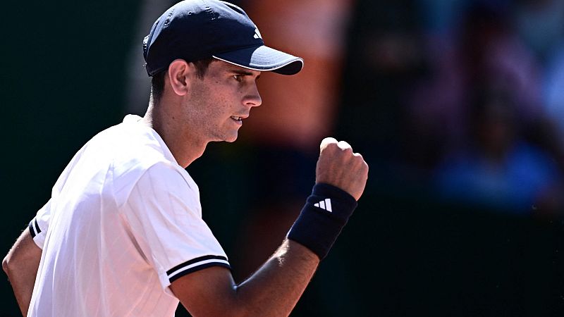 Rafa Jódar avanza a tercera ronda de Roland Garros tras superar al australiano James Duckworth