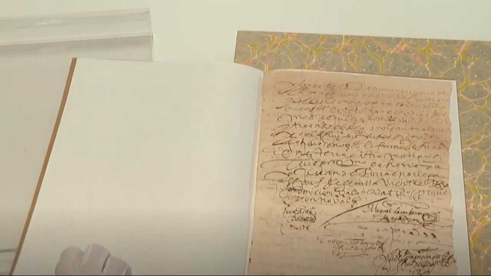 La subasta de una carta firmada por Cervantes queda desierta | Ver