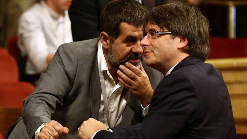 JxCat reactiva la candidatura de Sànchez tras la renuncia de Turull y el apoyo de Puigdemont