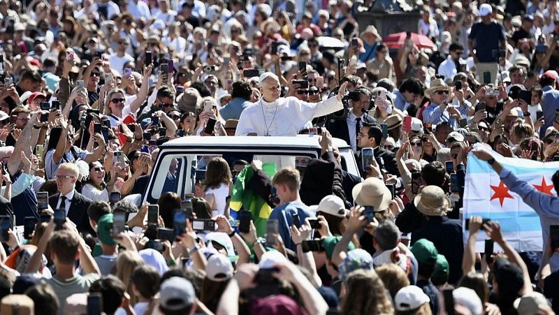 Una Catalunya més laïca en la prèvia de la visita del papa Lleó XIV