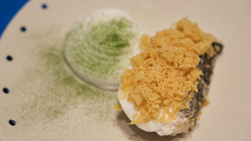 Receta de merluza al vapor con espuma de su cabeza de MasterChef 14