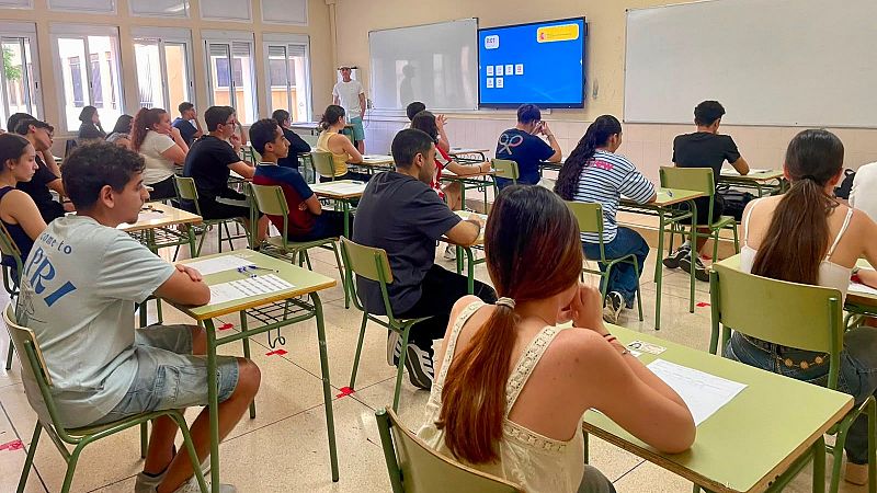Más de 400 alumnos melillenses se presentan a Selectividad
