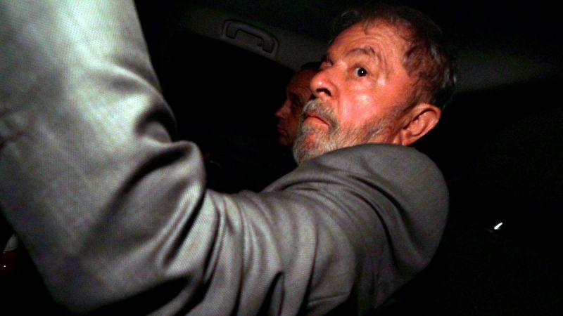 Decretan prisión inmediata para el expresidente brasileño Lula da Silva