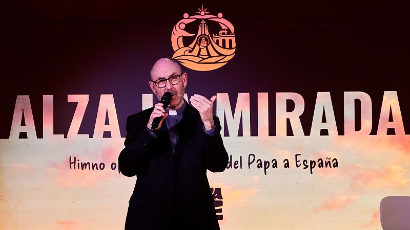 Estrenan la versión internacional de 'Alza la mirada', himno oficial de la visita del papa a España
