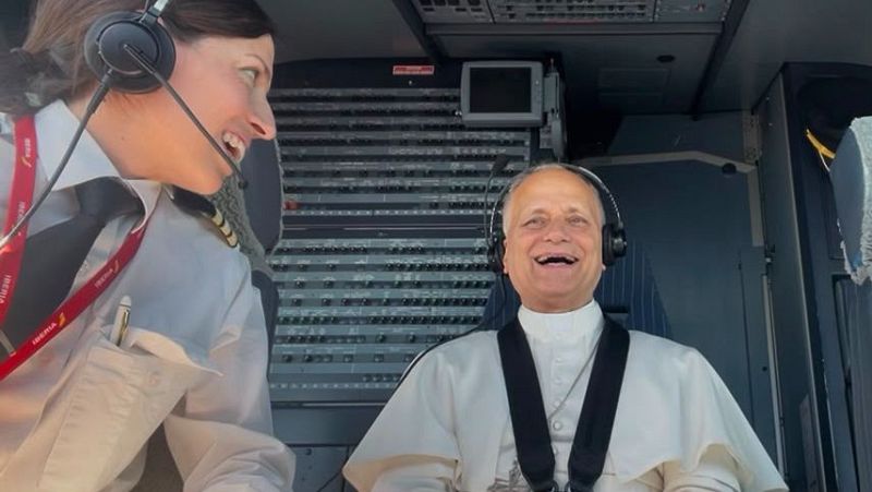 Cuarto día de la visita de León XIV, en imágenes: de los "viva el papa" de los voluntarios en Madrid a su viaje a Barcelona