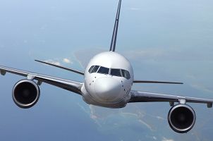 Las aerol�neas ganar�n 3,5 veces m�s de lo esperado en 2010 pero la IATA se muestra cauta