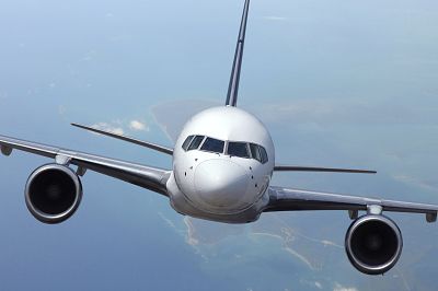 Las aerol�neas ganar�n 3,5 veces m�s de lo esperado en 2010 pero la IATA se muestra cauta