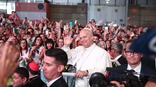 Nervios y emoci�n en el encuentro del papa con los voluntarios en IFEMA, "el broche de oro" a tres d�as de intenso trabajo