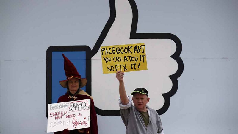 Facebook exigirá la identidad y localización de sus anunciantes políticos de cara a las elecciones