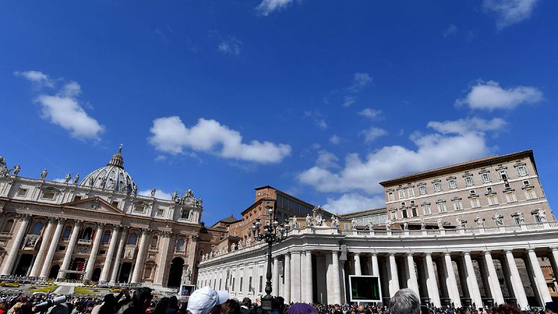 El Vaticano arresta a un sacerdote por posesión de pornografía infantil
