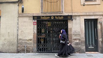 El Raval, uno de los barrios con mayor poblaci�n extranjera y diversidad de culto de Barcelona