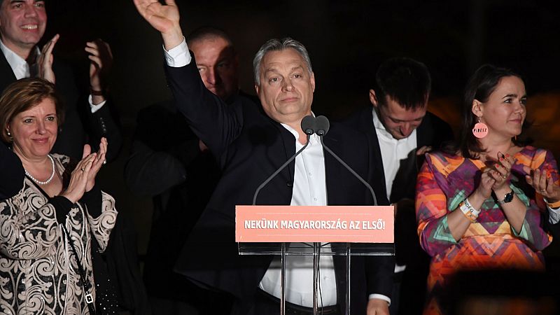 El conservador nacionalista Viktor Orbán logra su tercer mandato consecutivo en Hungría