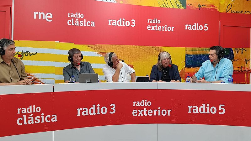 RNE Audio realiza un especial dedicado al centenario del nacimiento del poeta José Manuel Caballero Bonald