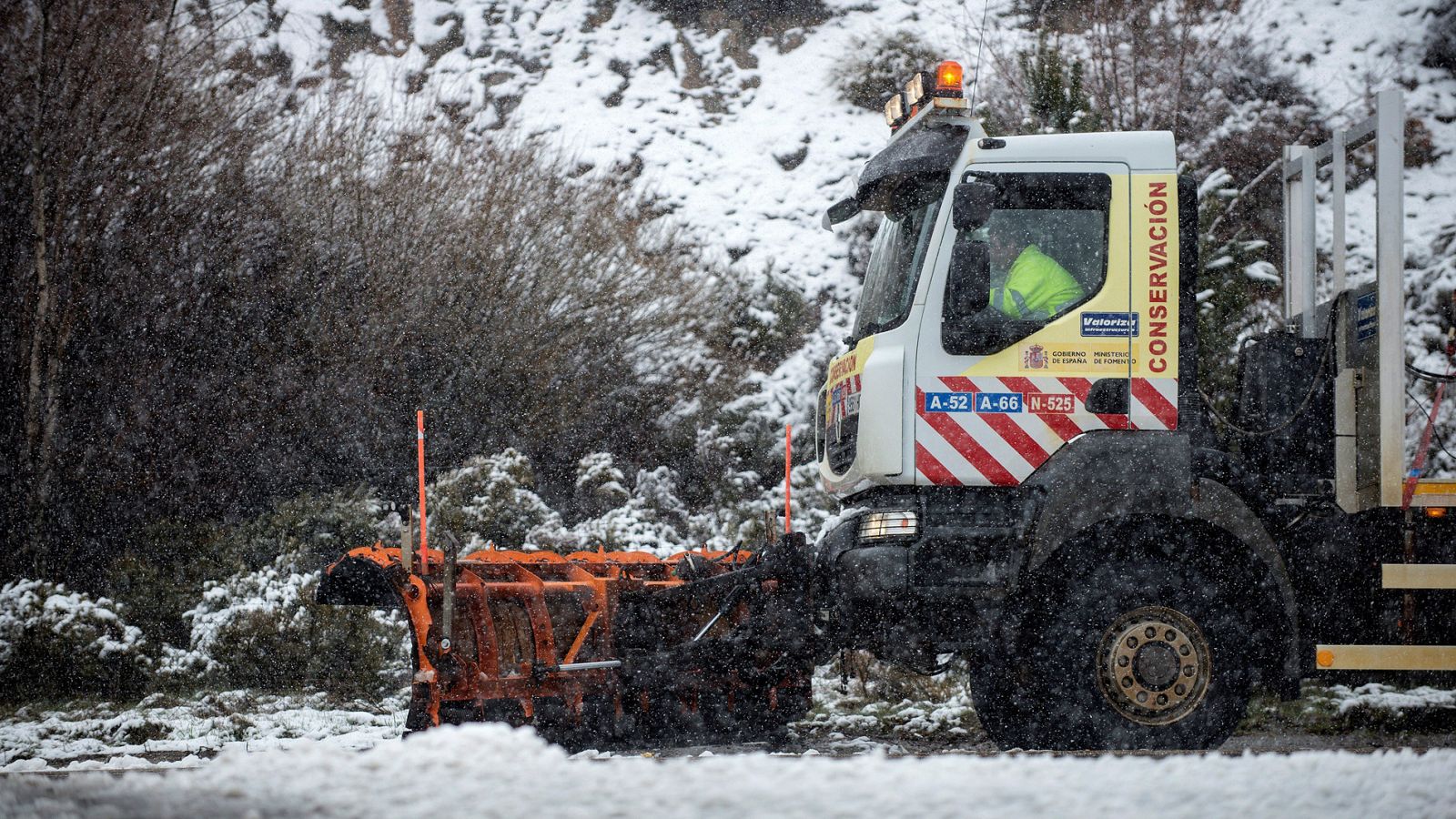 Un total de 38 provincias en alerta por el temporal de nieve y viento