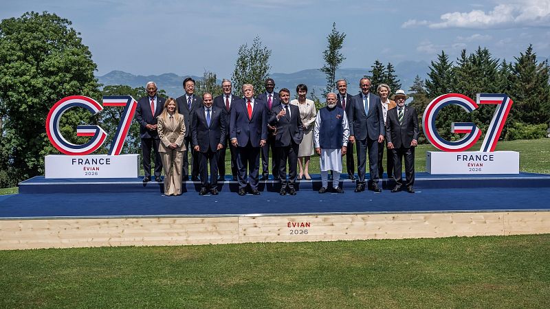 Los l�deres en la cumbre de �vian acuerdan nuevas sanciones al petr�leo y gas rusos