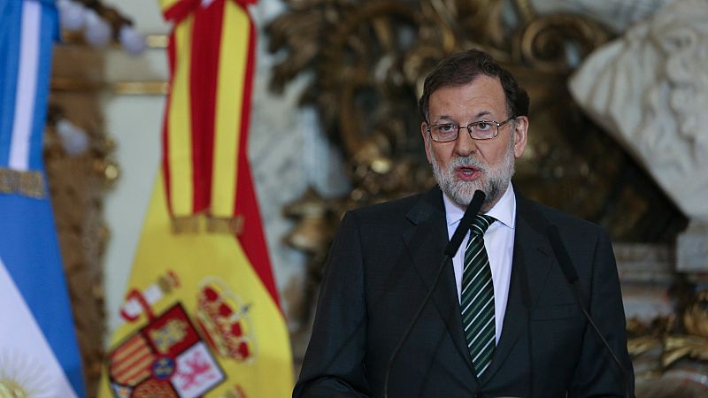 Rajoy insta a Rivera a explicar su amenaza sobre Cifuentes