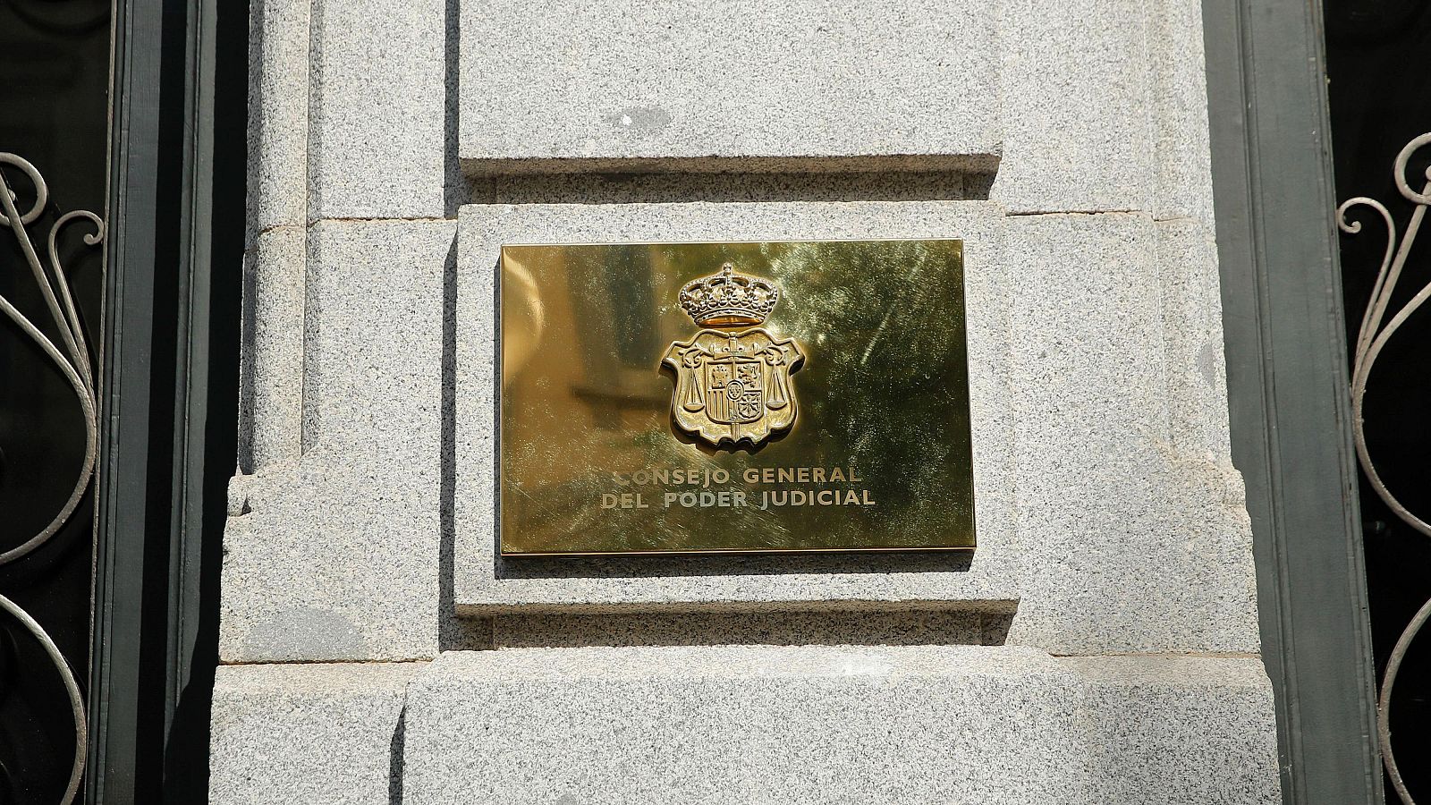 El CGPJ estudia si expedienta a Peinado por sus palabras sobre la Policía - La hora de La 1 | Ver