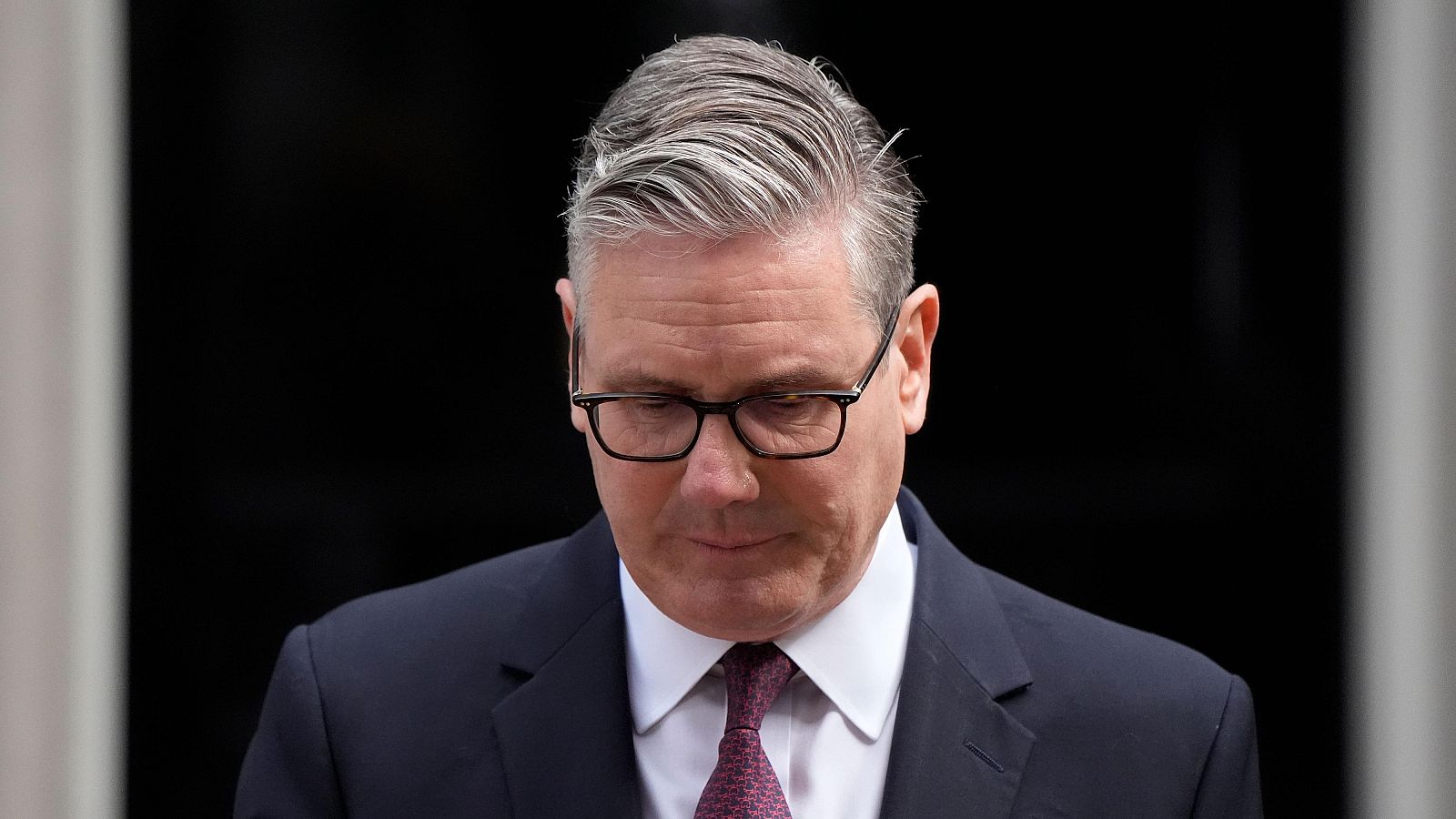 Keir Starmer dimite como primer ministro británico | Ver ahora