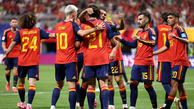 La 1 (23,7%) arrasa este domingo y la goleada de España a Arabia Saudí es lo más visto del último año en televisión