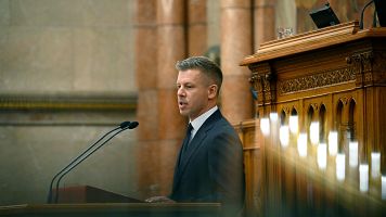 Magyar lanza enmienda constitucional para destituir al presidente de Hungría y desmantelar la "cosa nostra"