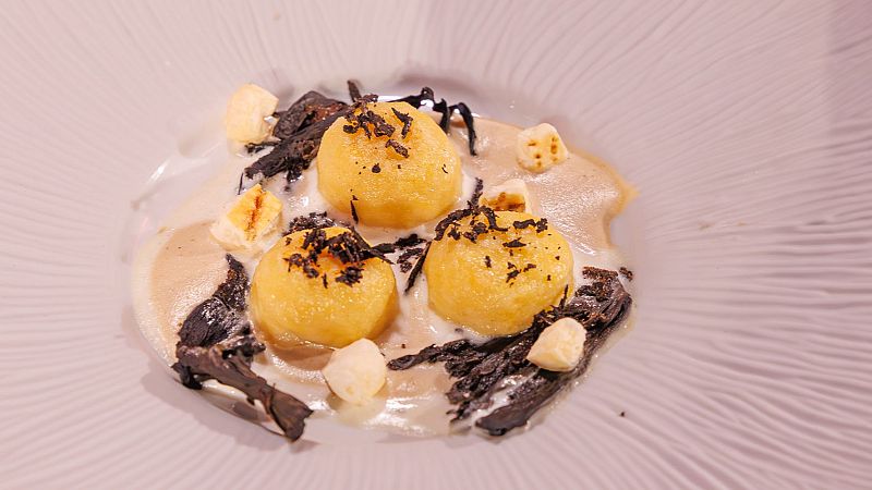 Receta de ñoquis rellenos de queso con crema de setas de Camilla en MasterChef 14